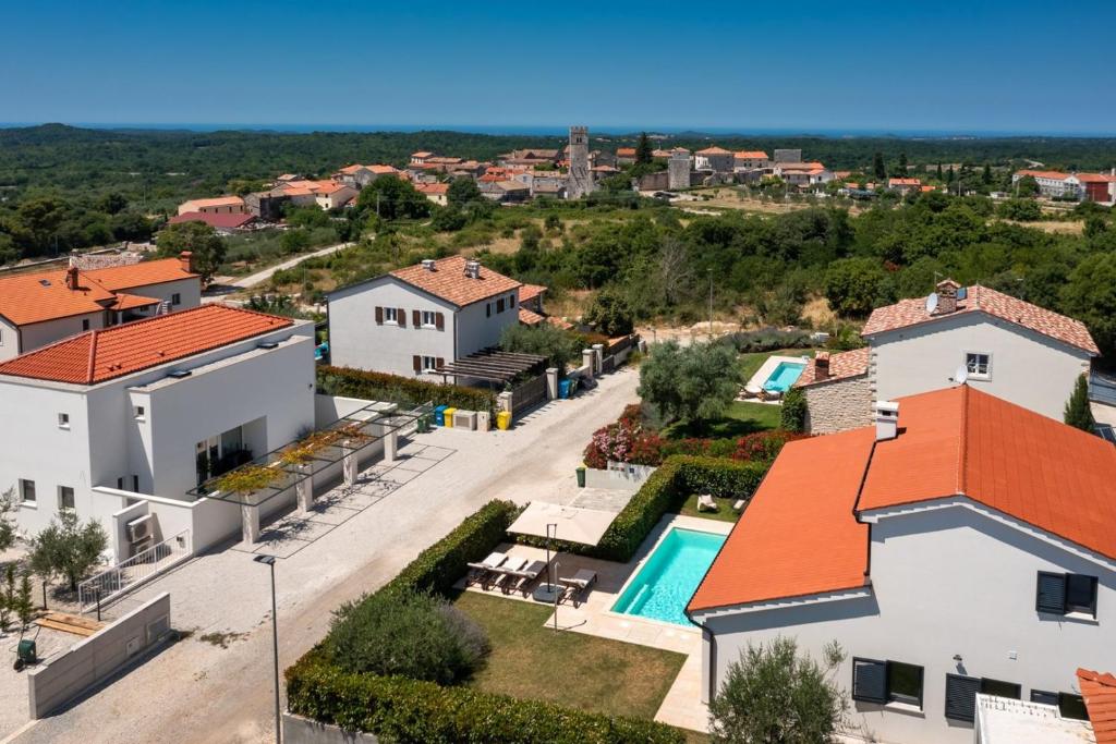 Budova, v ktorej sa vila nachádza