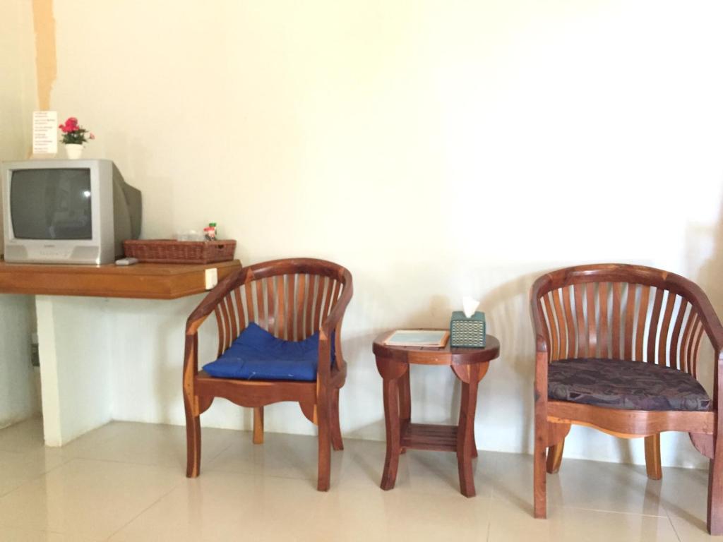 TV a/nebo společenská místnost v ubytování Koh Talu Island Resort