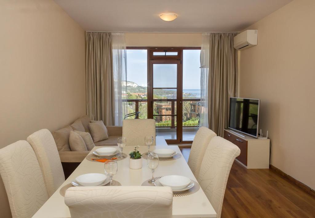 Fotografie z fotogalerie ubytování Hearth Of Balchik Sea View And Pool v destinaci Balchik