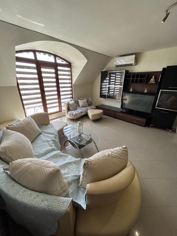 Posezení v ubytování Victoria Hotel Rooms & Victoria Apartment Veliko Tarnovo