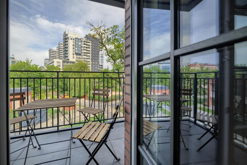 Balkón alebo terasa v ubytovaní AboutArtApartments - By the river