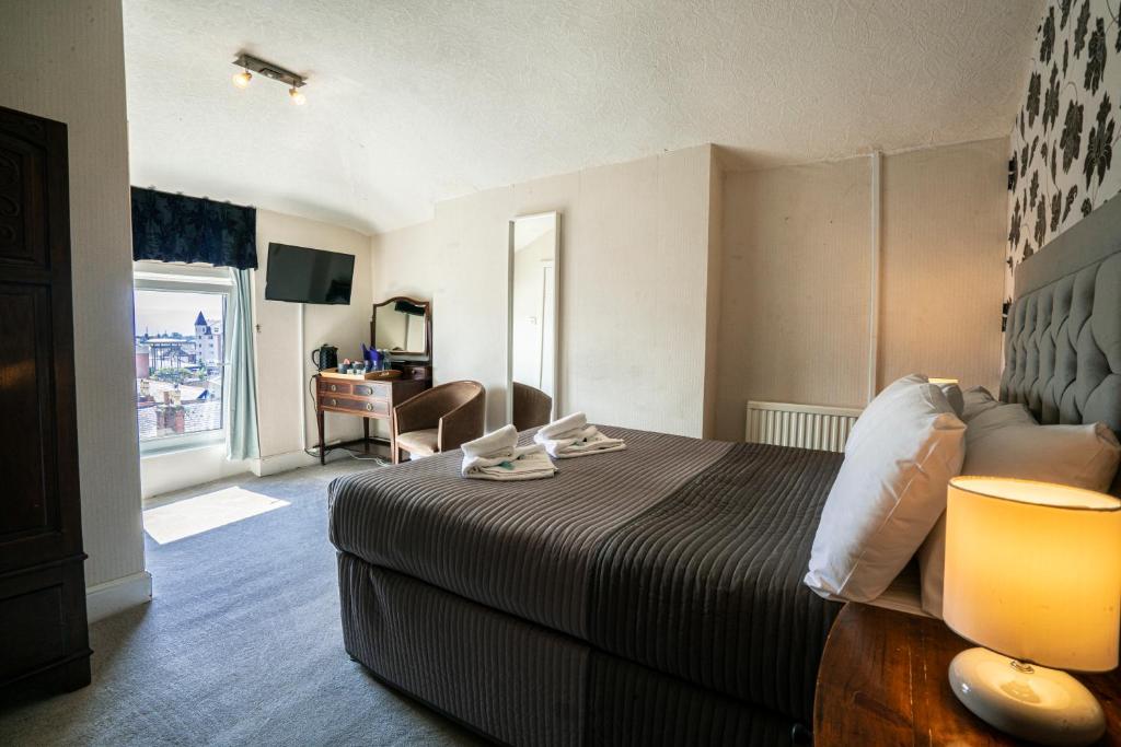 The Central Hotel - Resim 36