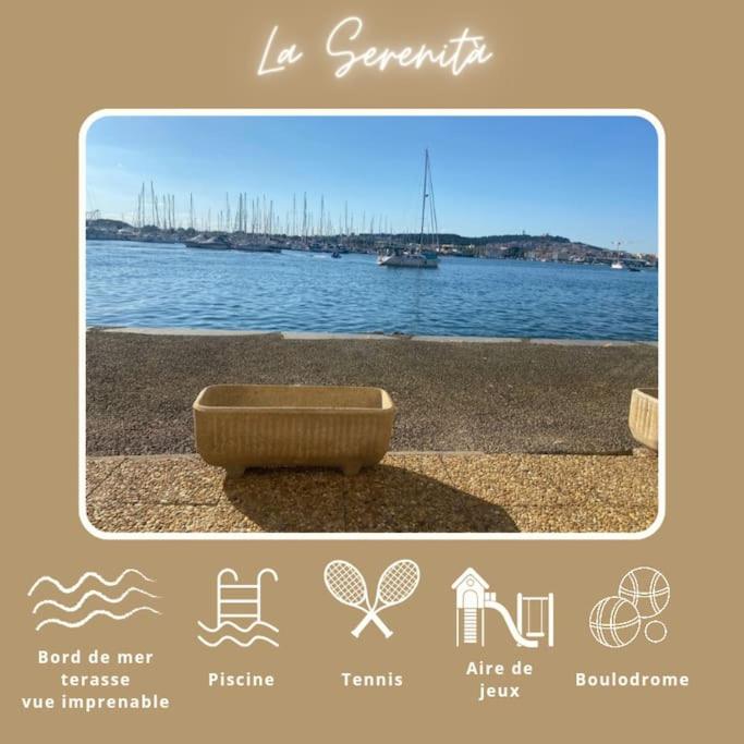 une affiche avec une photo d'une rivière et d'un banc dans l'établissement T3 CAP d'Agde : vue imprenable mer RDC, au Cap d'Agde