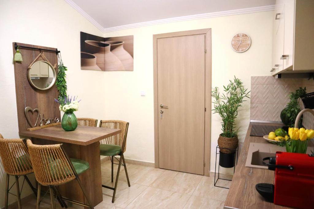 Posezení v ubytování Thassion-ikea Feels Like Home