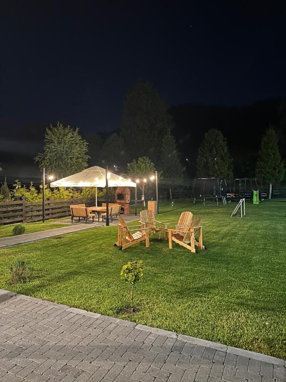 Κήπος έξω από το Floare de Colț-Bran