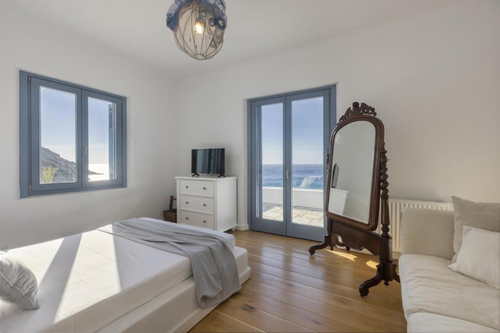 Posteľ alebo postele v izbe v ubytovaní Seaside luxury villa