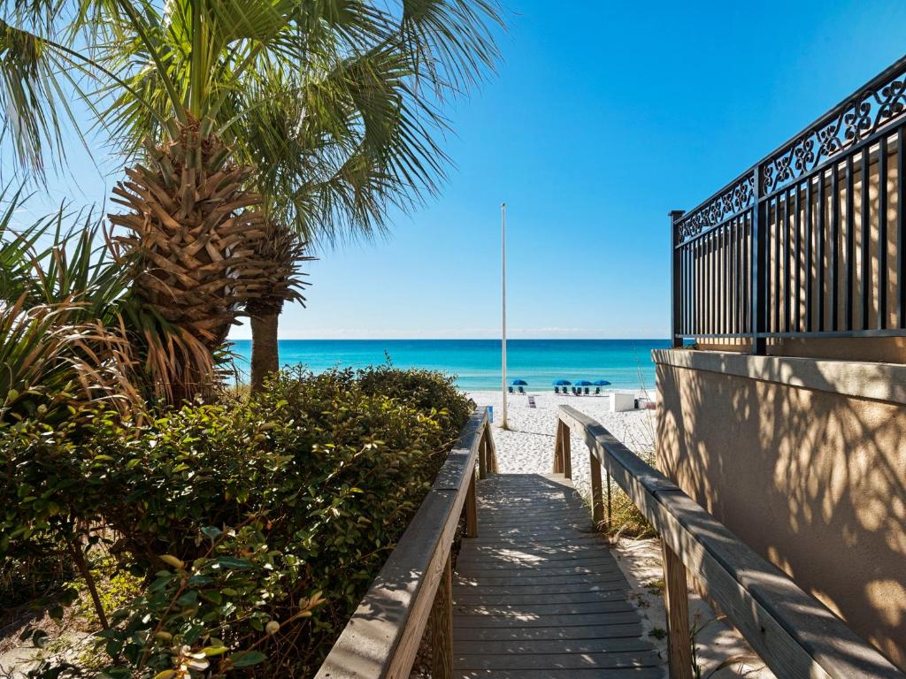Gallery image of Lazy Magnolia by Newman-Dailey in Destin