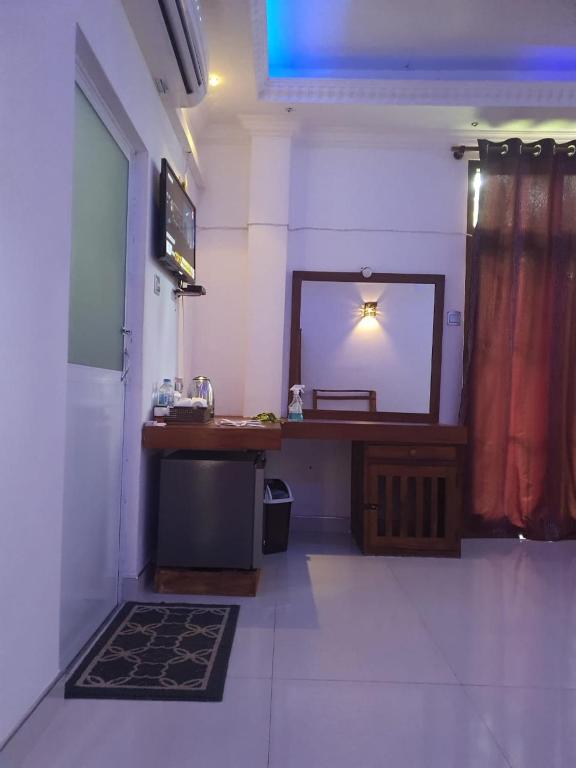 Blooming Holiday Resort - 11