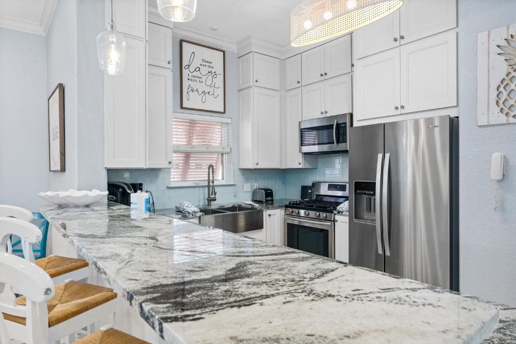 Gallery image of Lazy Magnolia by Newman-Dailey in Destin