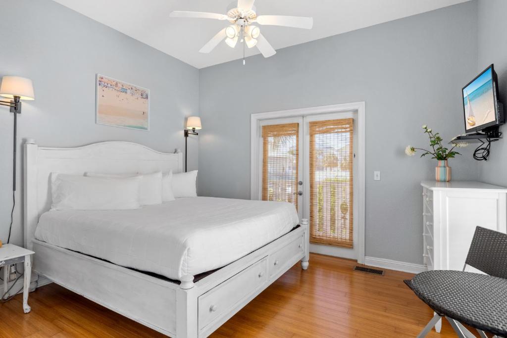 Gallery image of Lazy Magnolia by Newman-Dailey in Destin