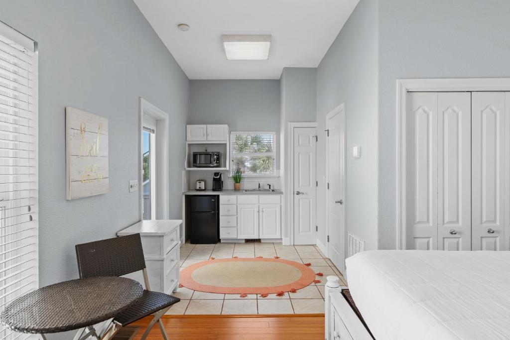 Gallery image of Lazy Magnolia by Newman-Dailey in Destin