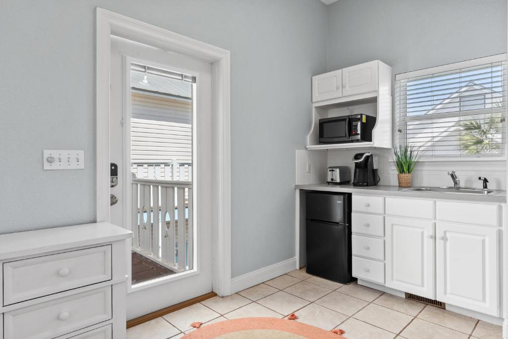 Gallery image of Lazy Magnolia by Newman-Dailey in Destin