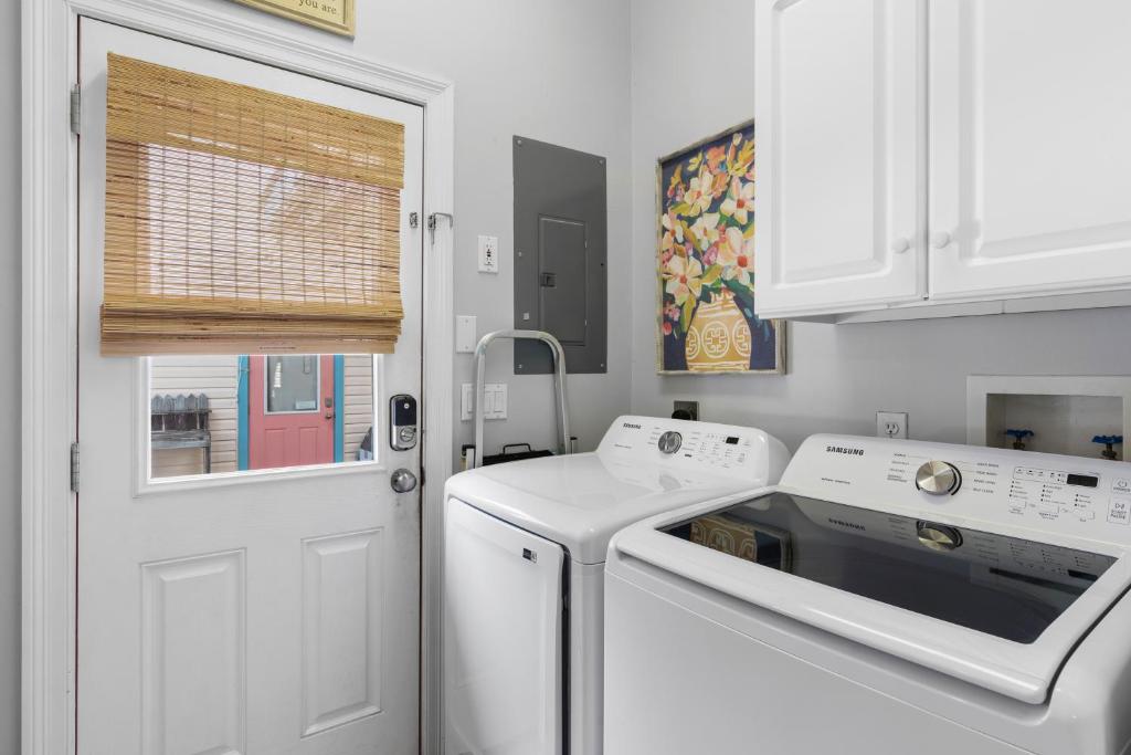 Gallery image of Lazy Magnolia by Newman-Dailey in Destin