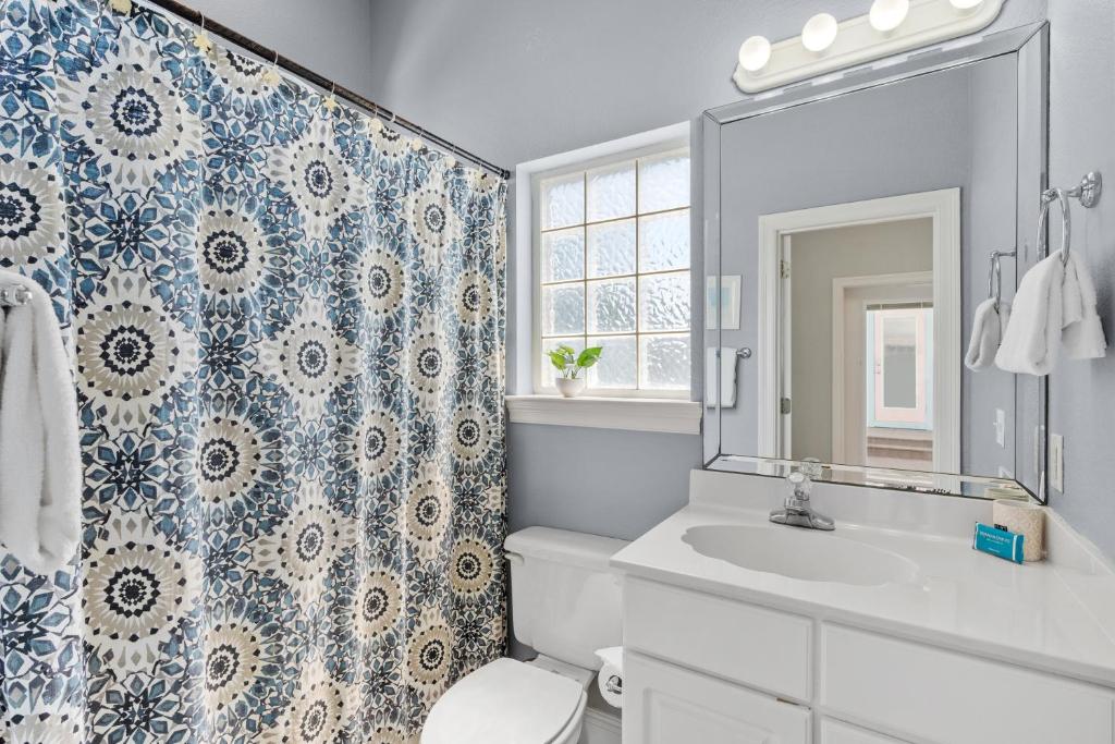 Gallery image of Lazy Magnolia by Newman-Dailey in Destin