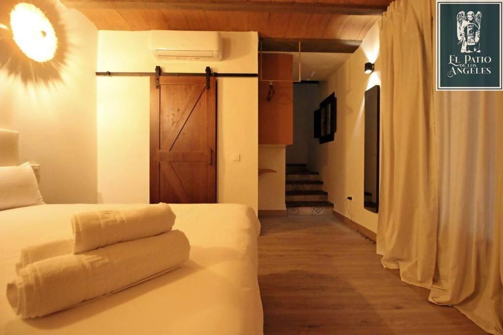 Patio de los Ángeles - 4