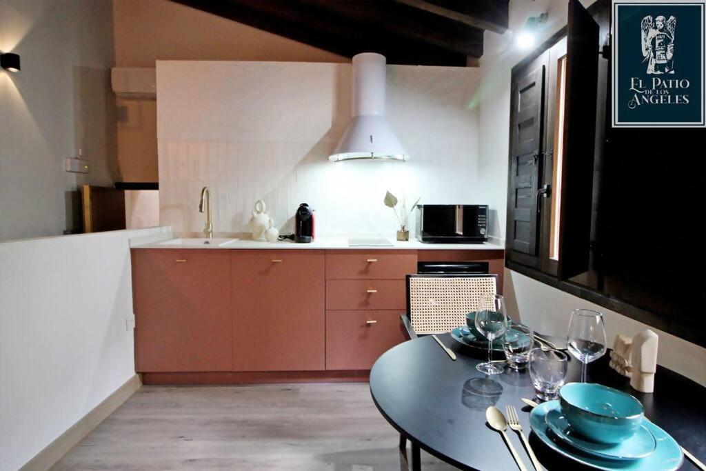 Patio de los Ángeles - 6