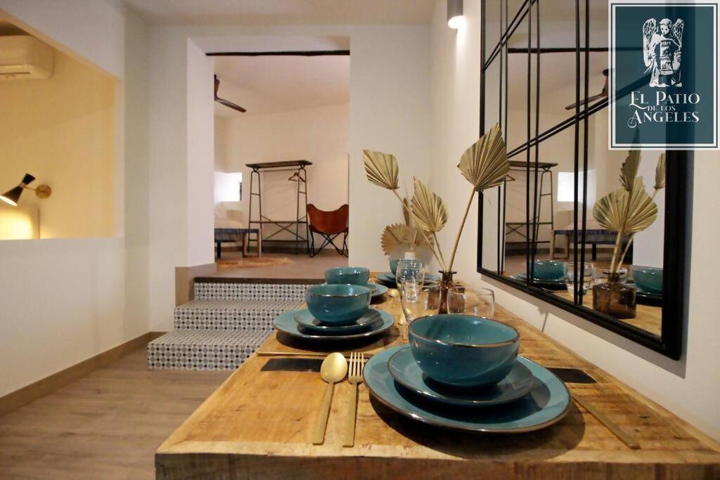 Patio de los Ángeles - 16