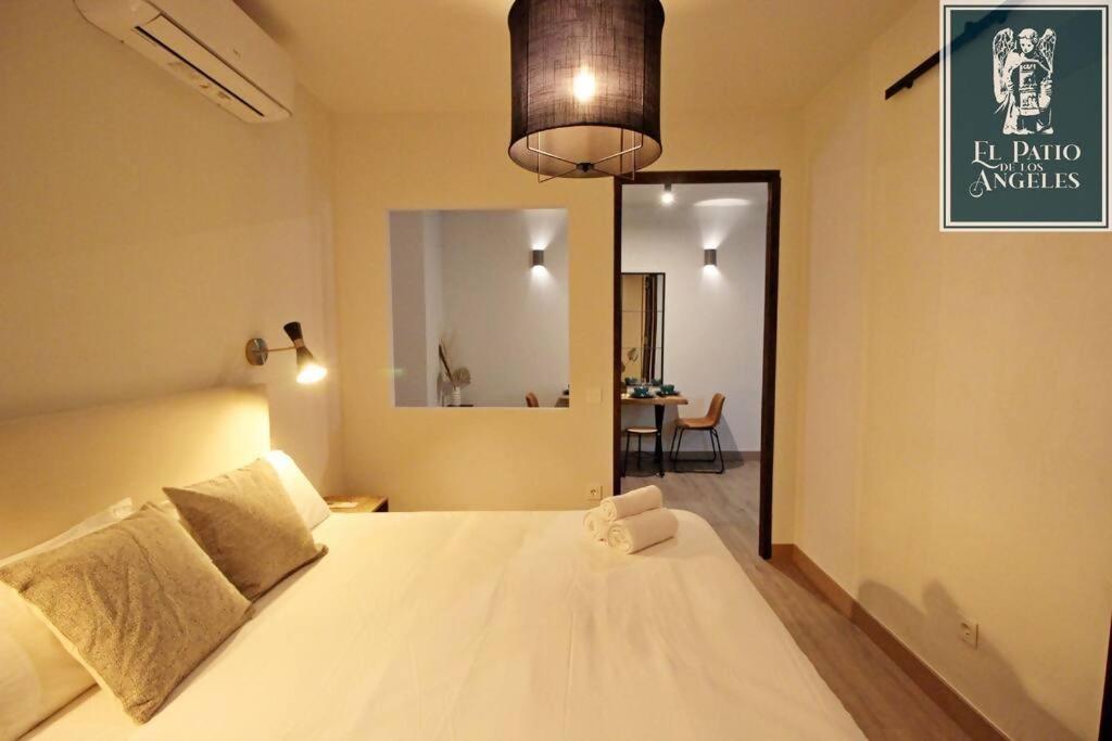 Patio de los Ángeles - 17