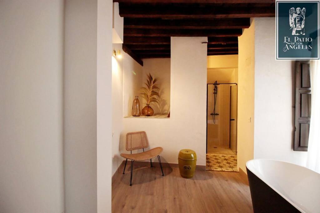 Patio de los Ángeles - Apartment With View And Balcony