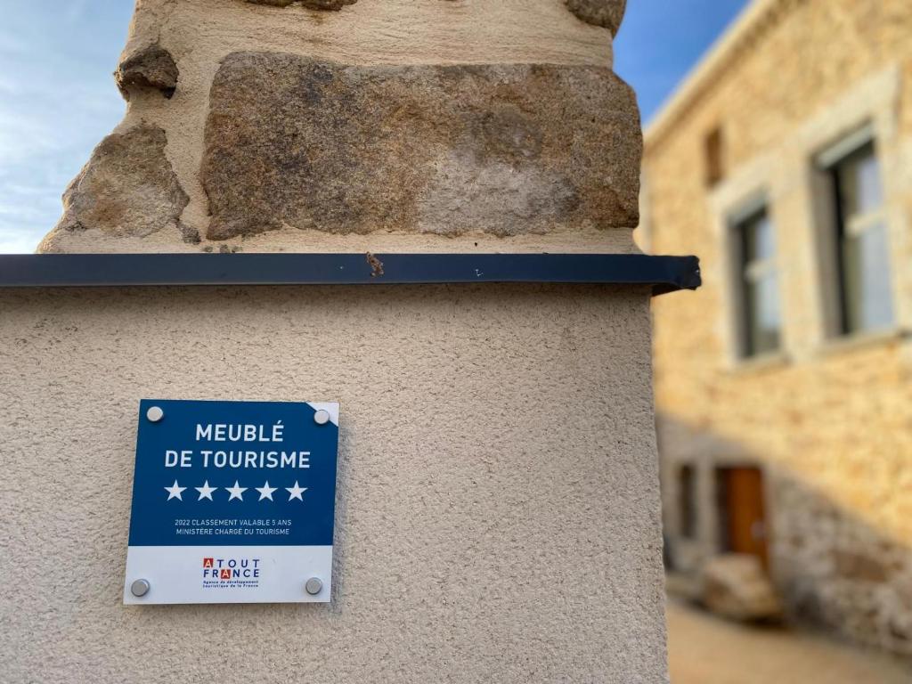 Certifikát, hodnocení, plakát nebo jiný dokument vystavený v ubytování Maison de la Besse