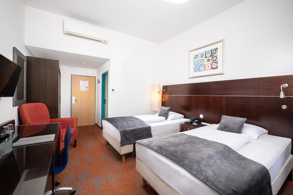 City Hotel Matyas - Resim 12