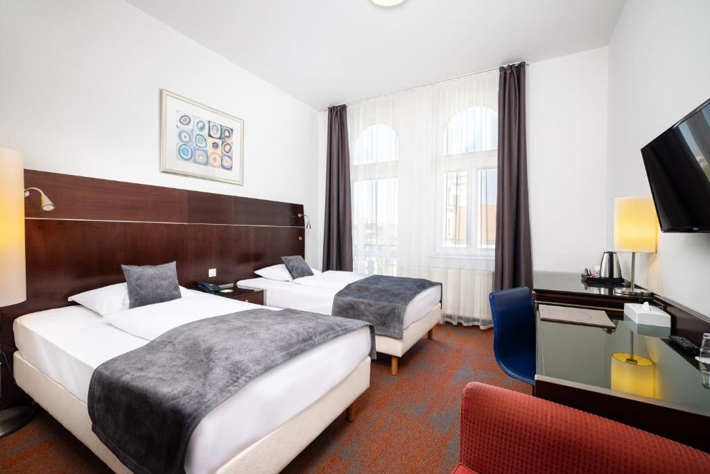 City Hotel Matyas - Resim 5