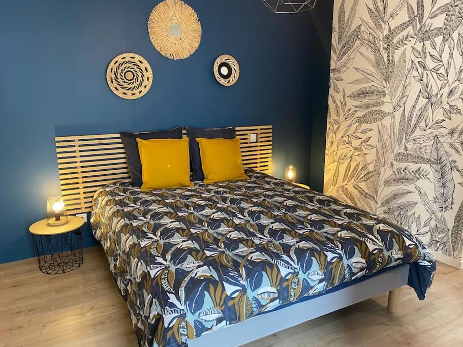 Ένα ή περισσότερα κρεβάτια σε δωμάτιο στο Studio cosy au calme proche d'Albi