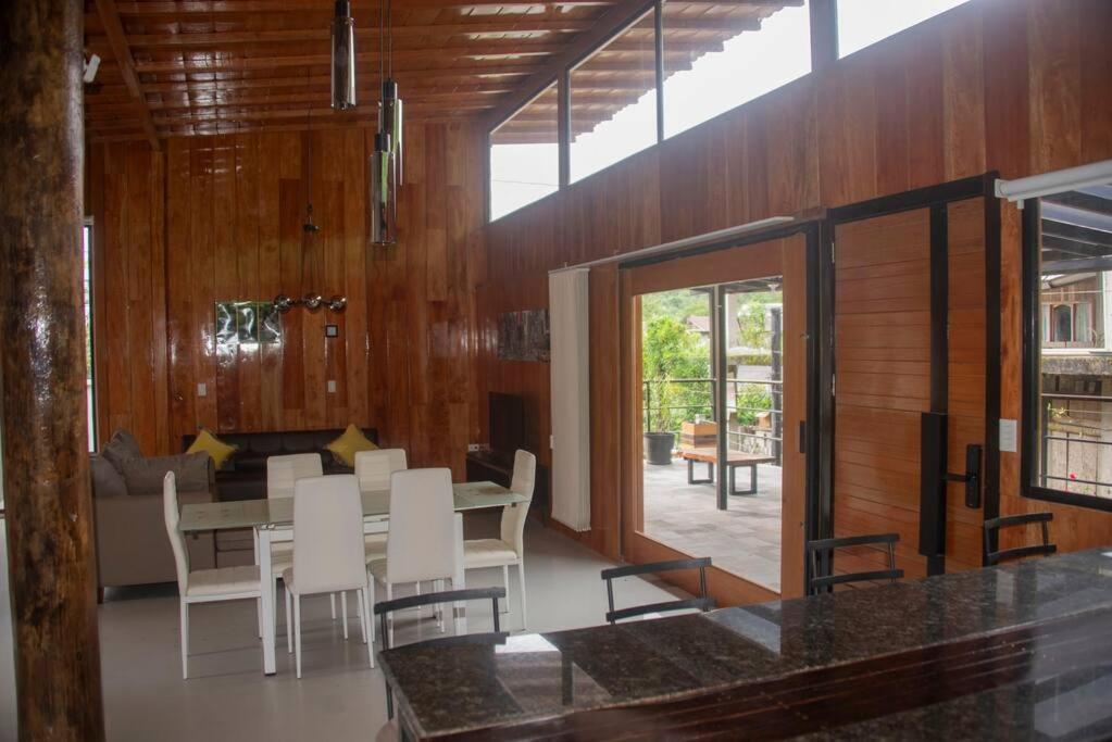 Posezení v ubytování Maison Mindo