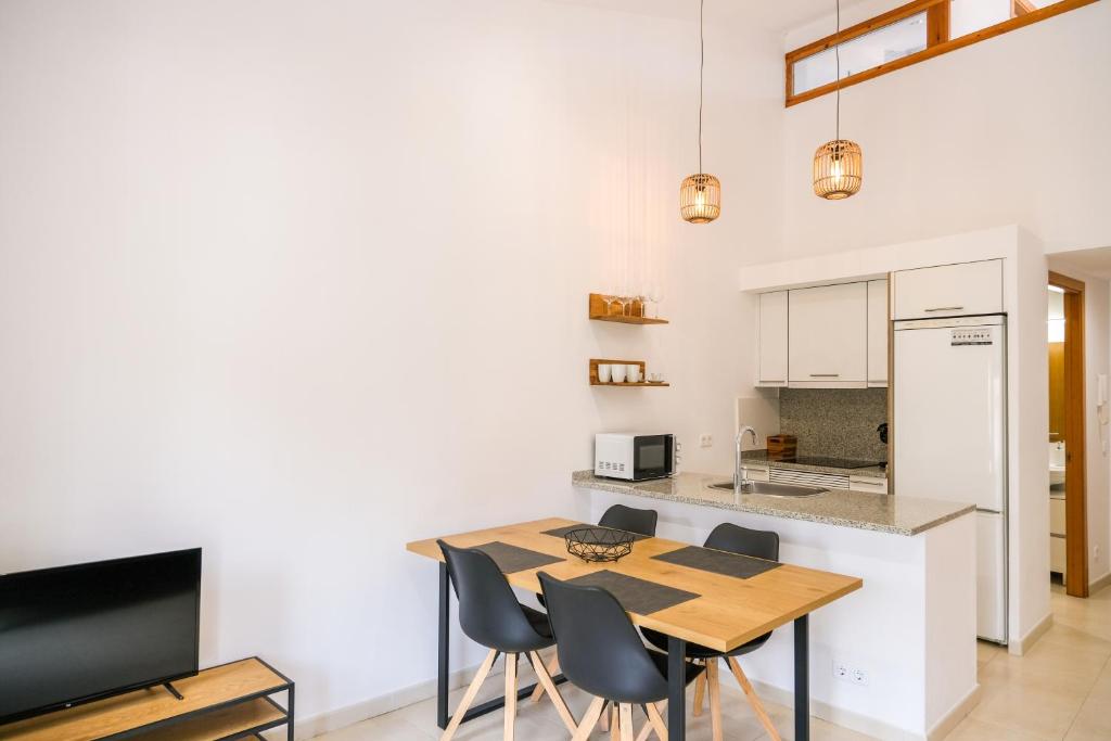 Η κουζίνα ή μικρή κουζίνα στο Ca l'Eudald 3, Apartamento en Besalú con terraza