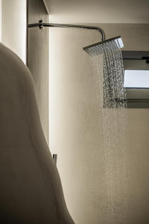 Fotografie z fotogalerie ubytování White Note Luxury Suites v destinaci Perivolos