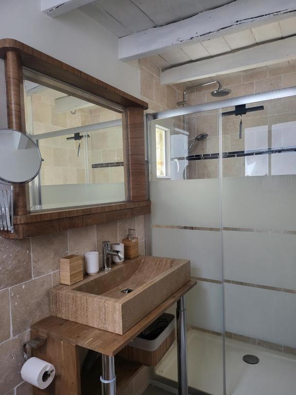 Fontevraud Les Chambres - Chambre Double Avec Salle De Bain Privée