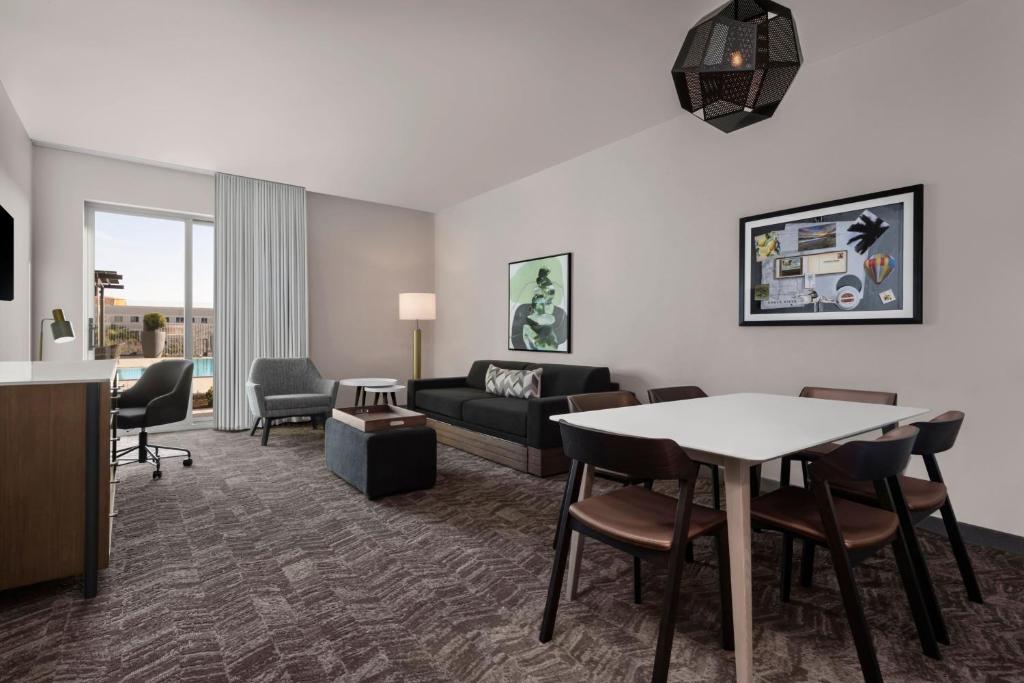 SpringHill Suites by Marriott Chula Vista Eastlake photo