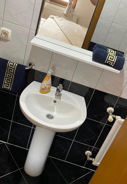 Hostel Mornar - Camera Singola Con Bagno Privato