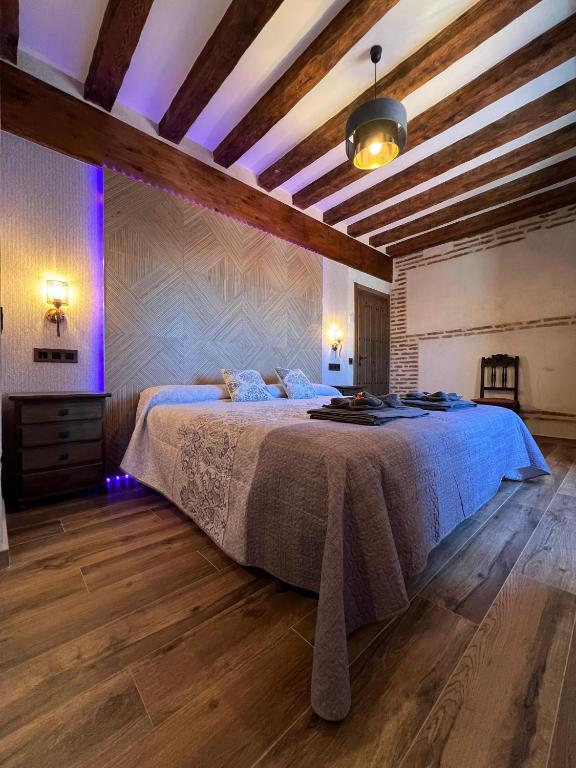 CASA RURAL EL TORREON - Deluxe King Suite