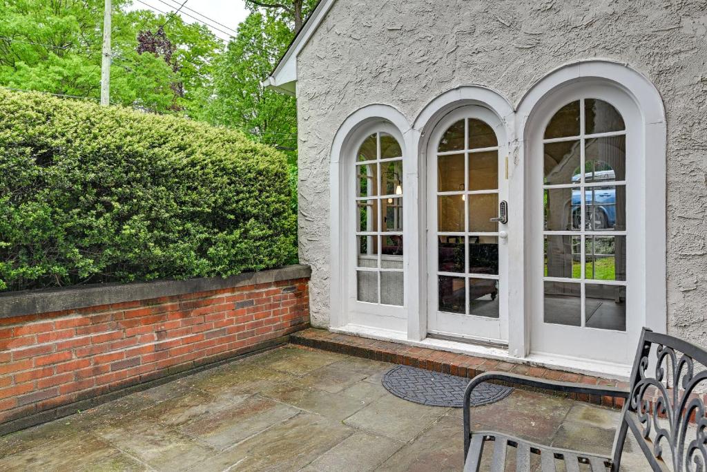 Walk to Harbor! Historic Mamaroneck Guest House - Appartement