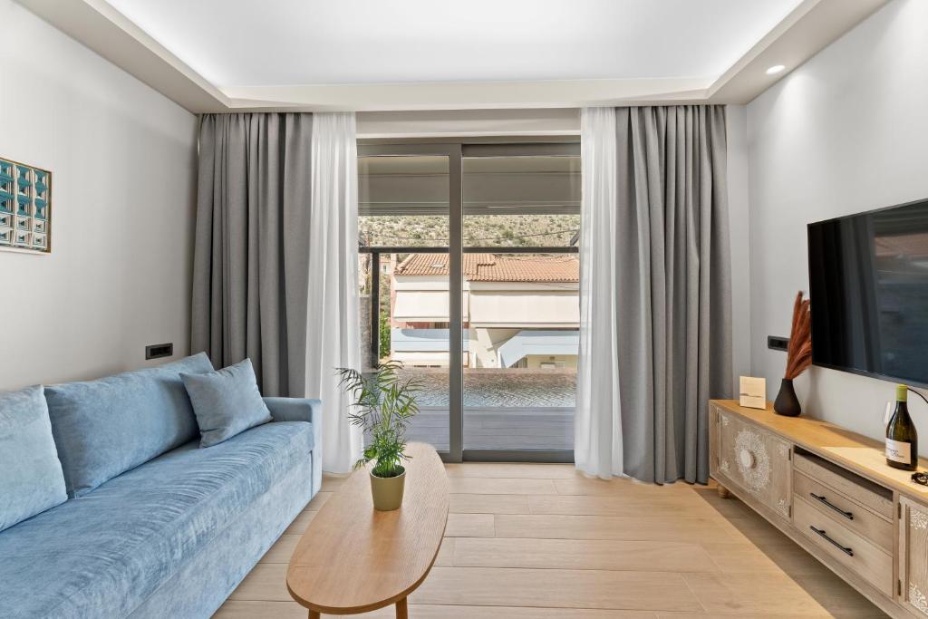 Ennea Muses Rooms and Suites - 3