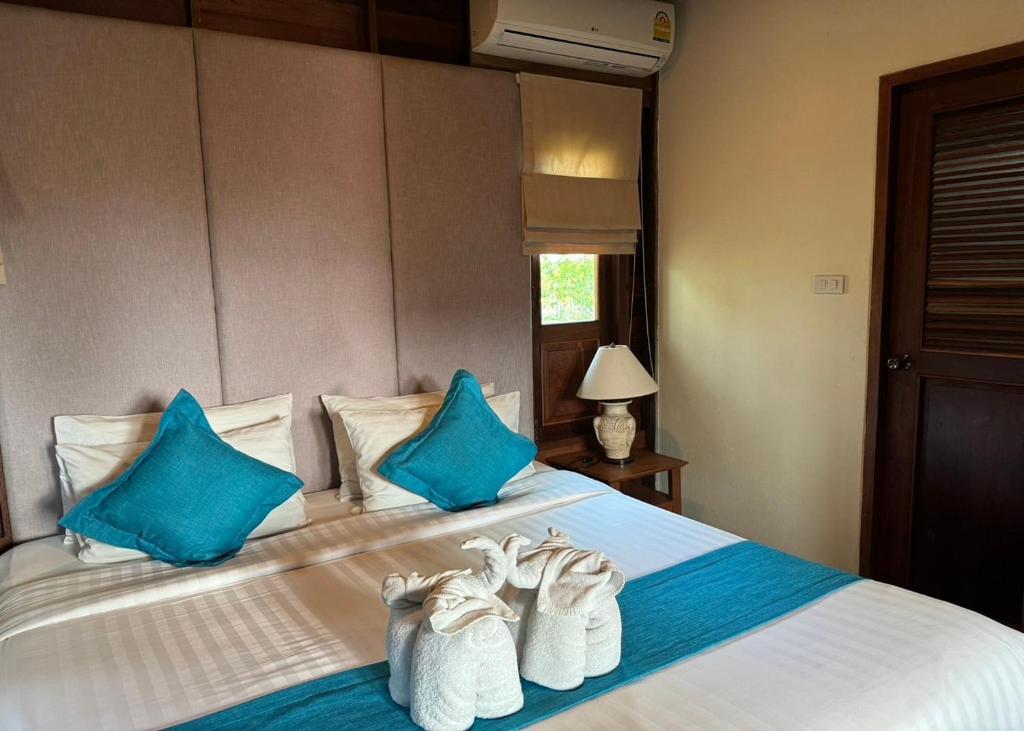Karina Resort Chiang Mai - Bungalow Con Vistas Al Jardín