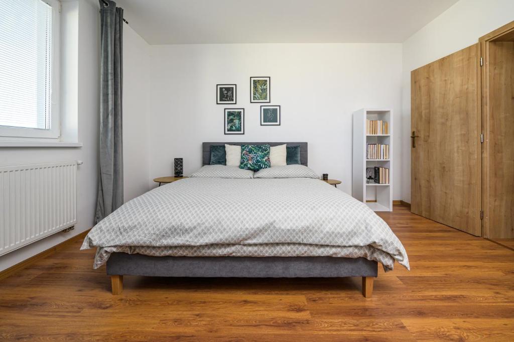 Posteľ alebo postele v izbe v ubytovaní Apartmán Martin