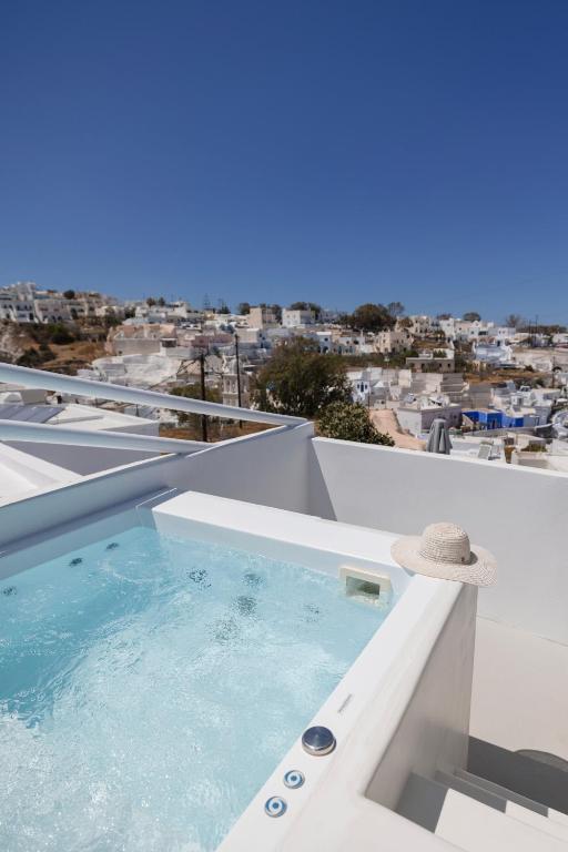 Captain's house suites - 9