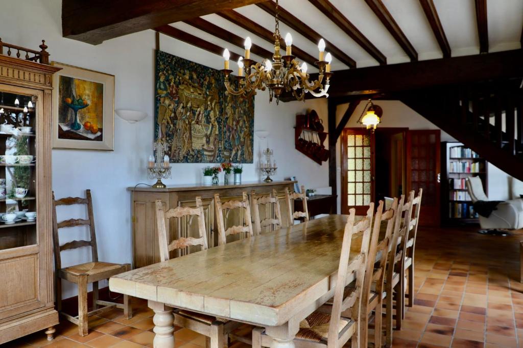 Φωτογραφία από το άλμπουμ του Le Bon Gite 200m2 house seaview σε Barneville-Carteret