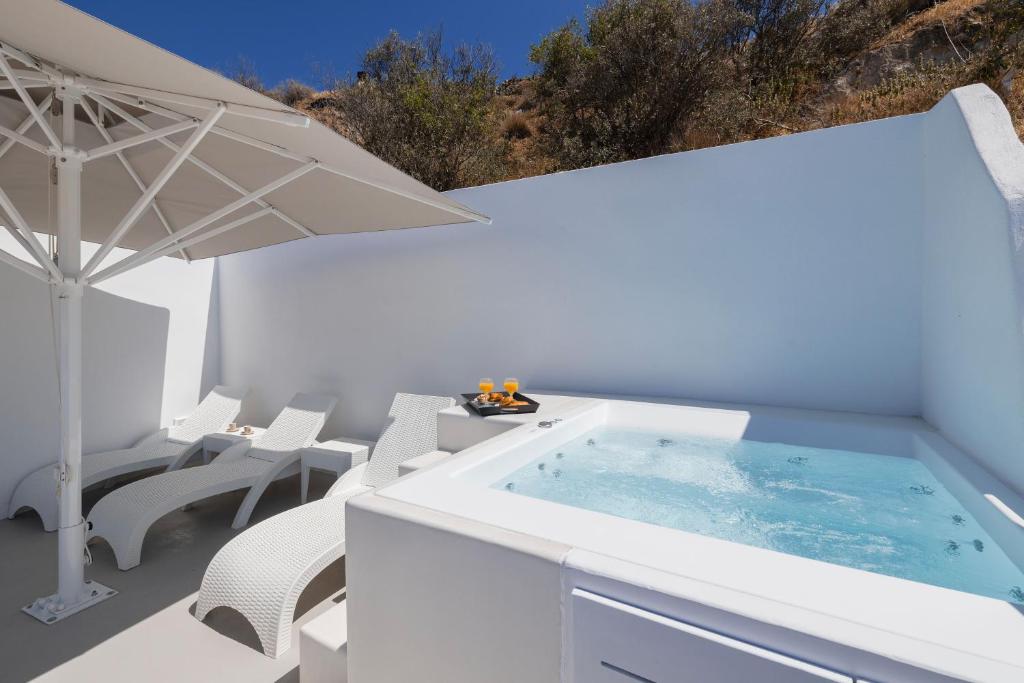 Captain's house suites - 11