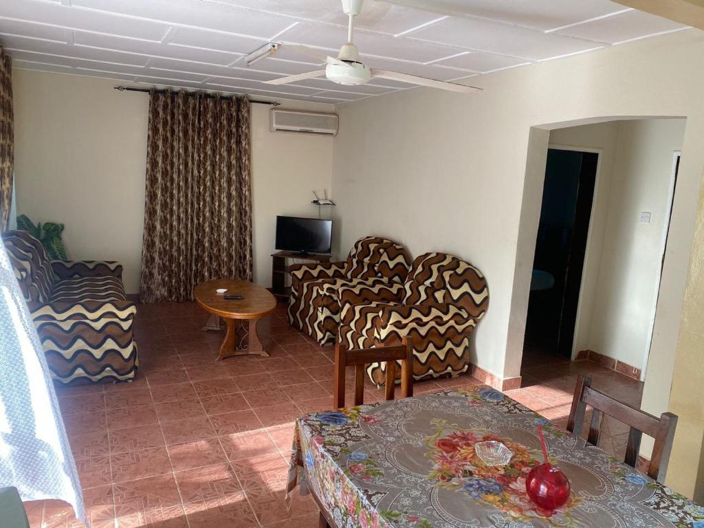 Harmony house apartments - Appartement Avec Balcon