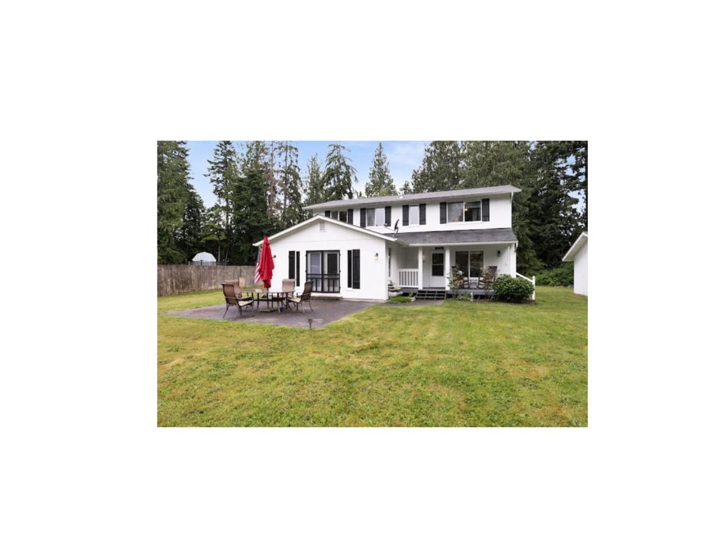 Spacious 4BR near naval shipyard, ferry to Seattle, Port Orchard