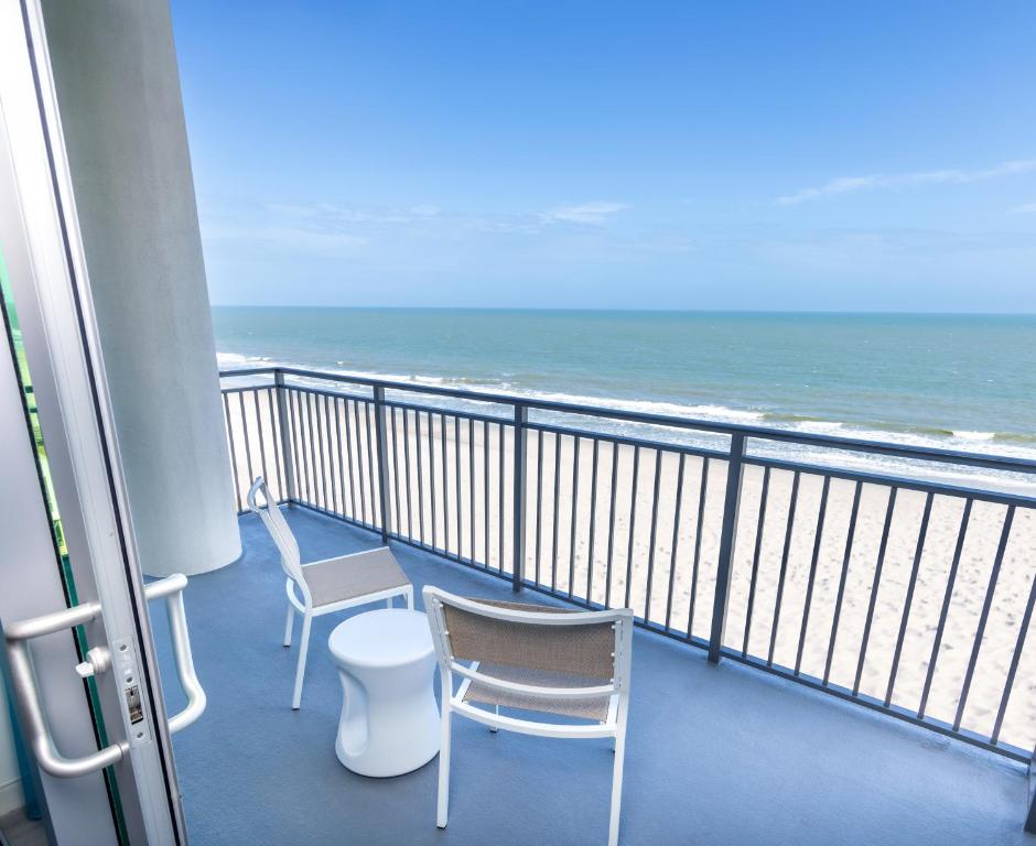Ein allgemeiner Meerblick oder ein Meerblick von des Hotels aus