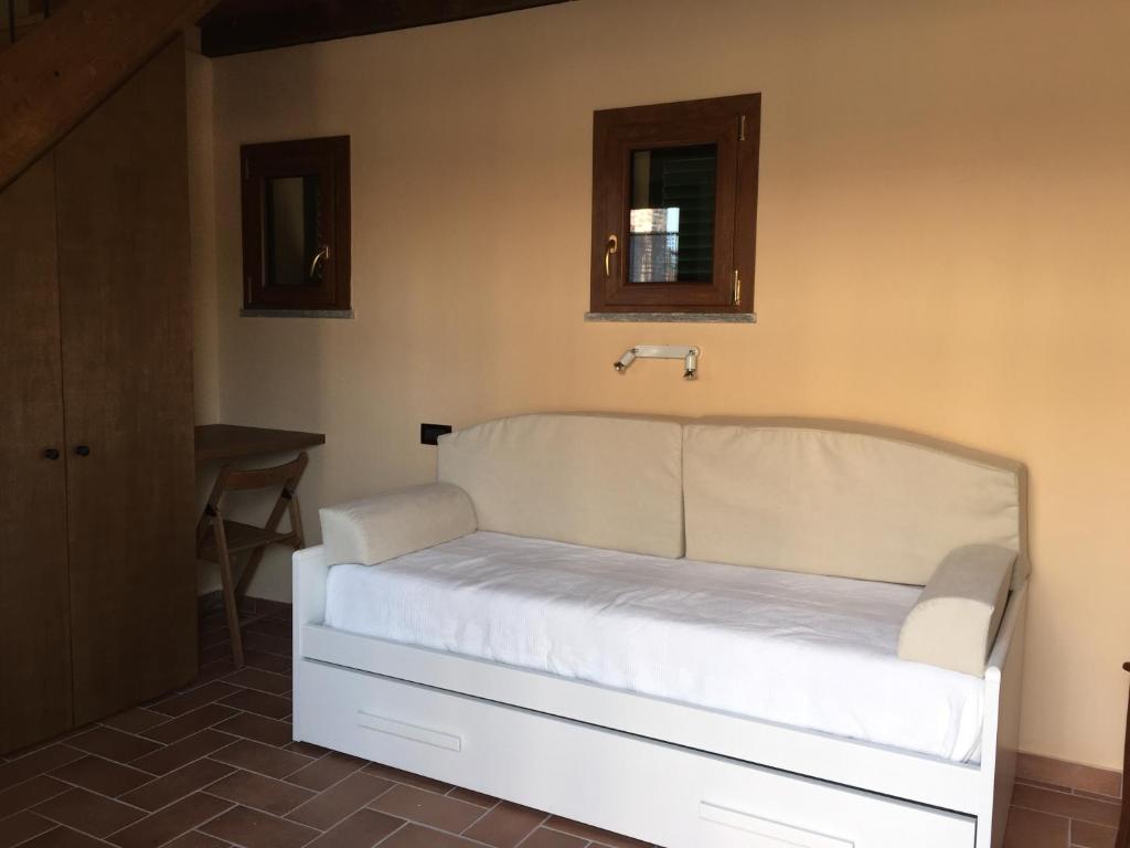 Posezení v ubytování Cascina Battivacco