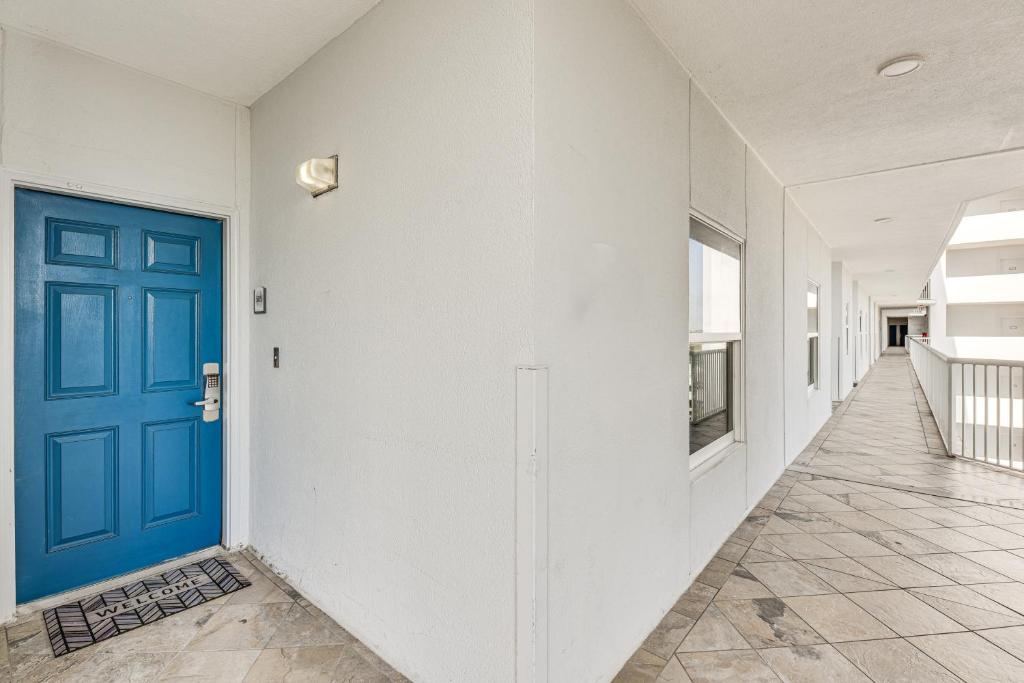 Fotografie z fotogalerie ubytování Oceanfront Destin Condo with Pool and Beach Access v destinaci Destin