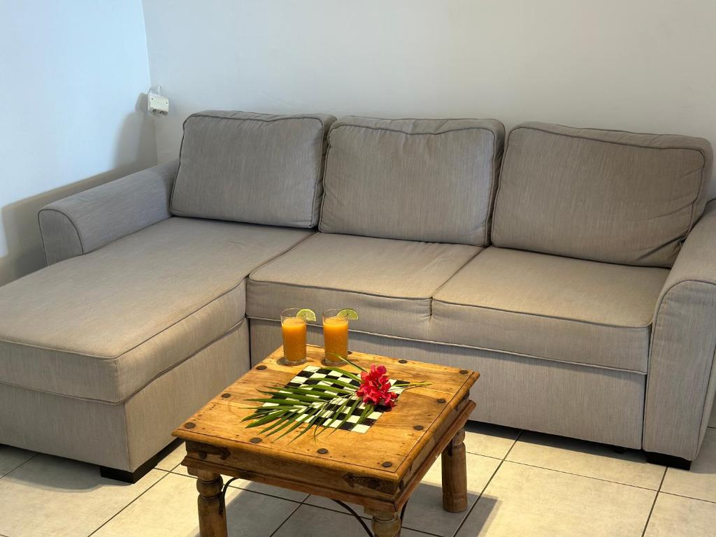 Posezení v ubytování Sur La Mer - Appartement Deux chambres à Schoelcher