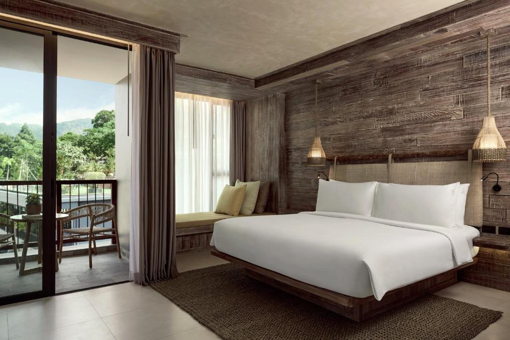 Dinso Resort & Villas Phuket, Vignette Collection by IHG - 16