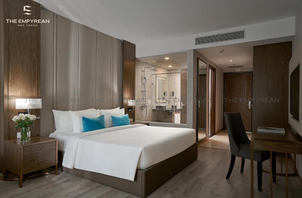 Phòng Deluxe Có Giường Cỡ King Nhìn Ra Thành Phố