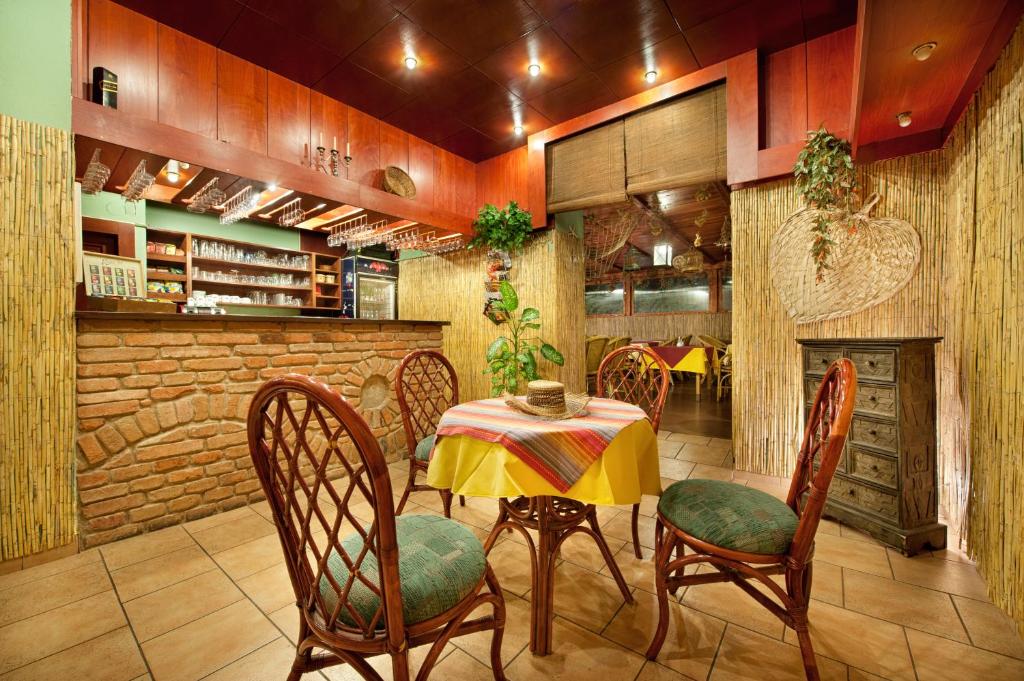 Hotel Henrietta - Resim 10